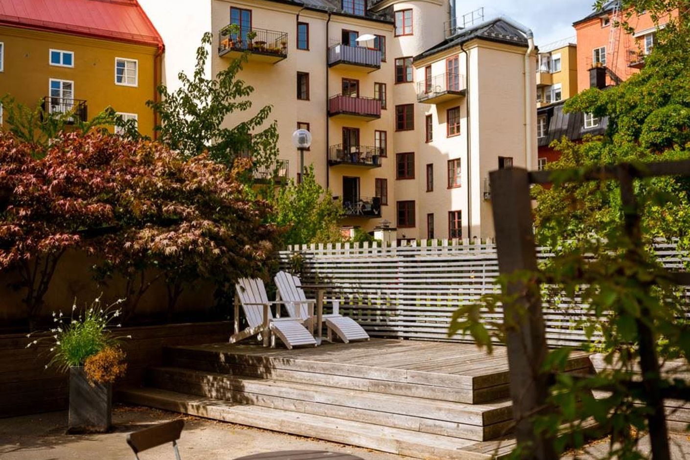 Gemensam innergård, foto taget innan renoveringen