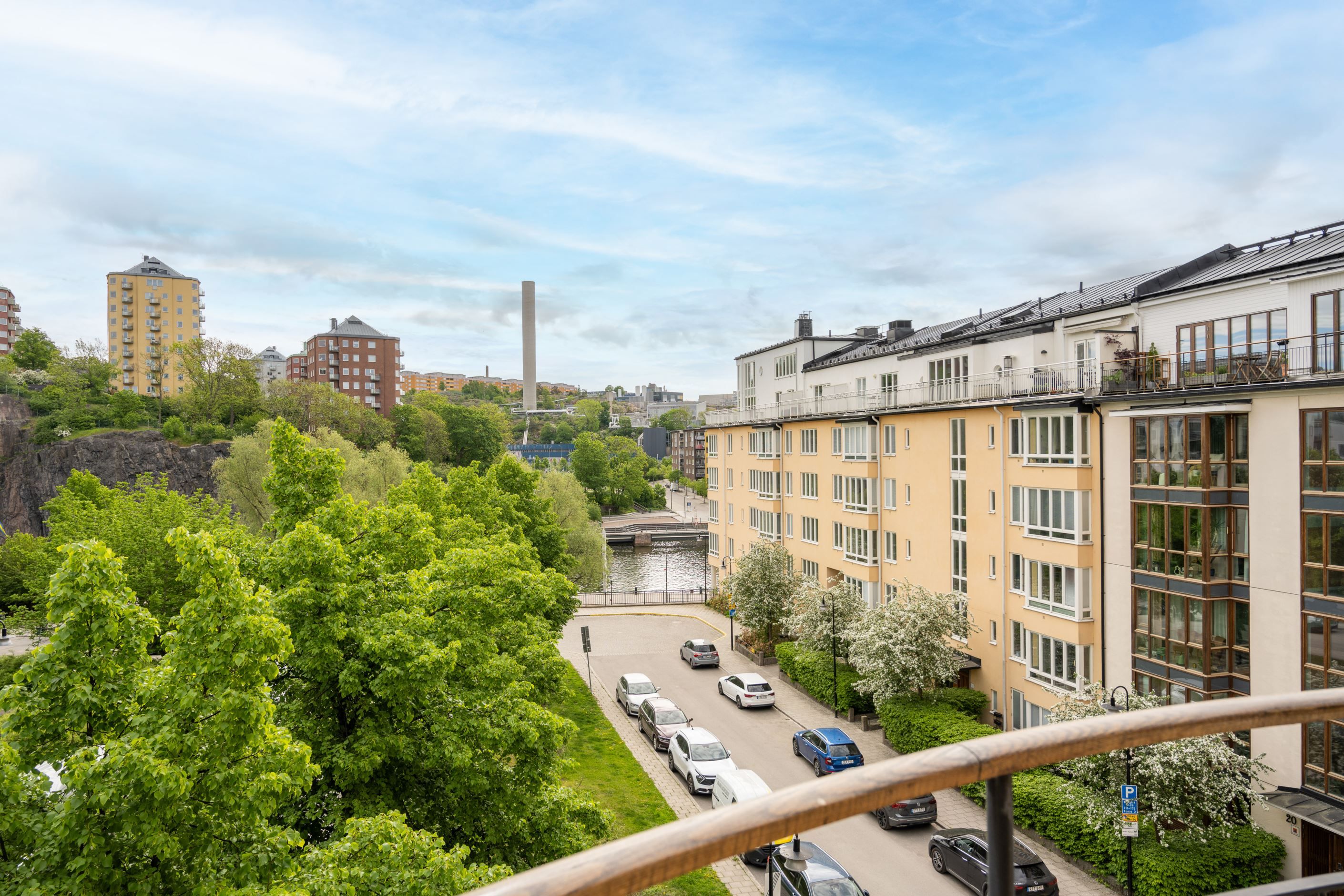 Balkongutsikt mot vattnet