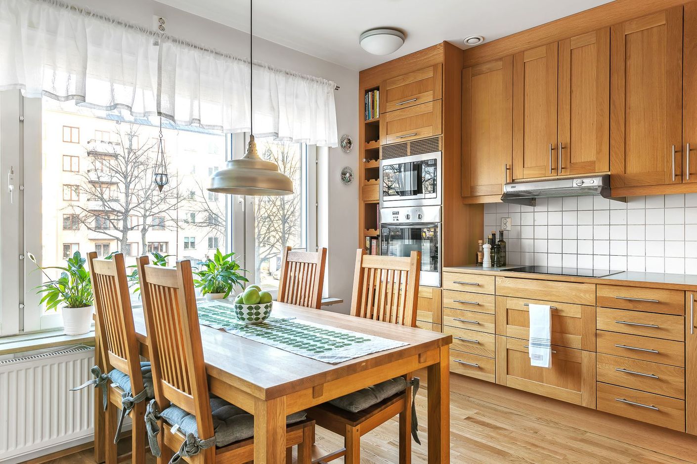 Kök med matplats