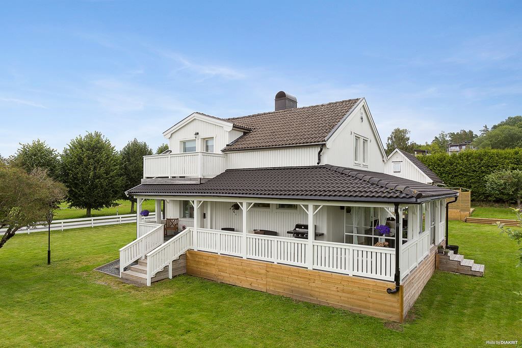 Vy från trädgården