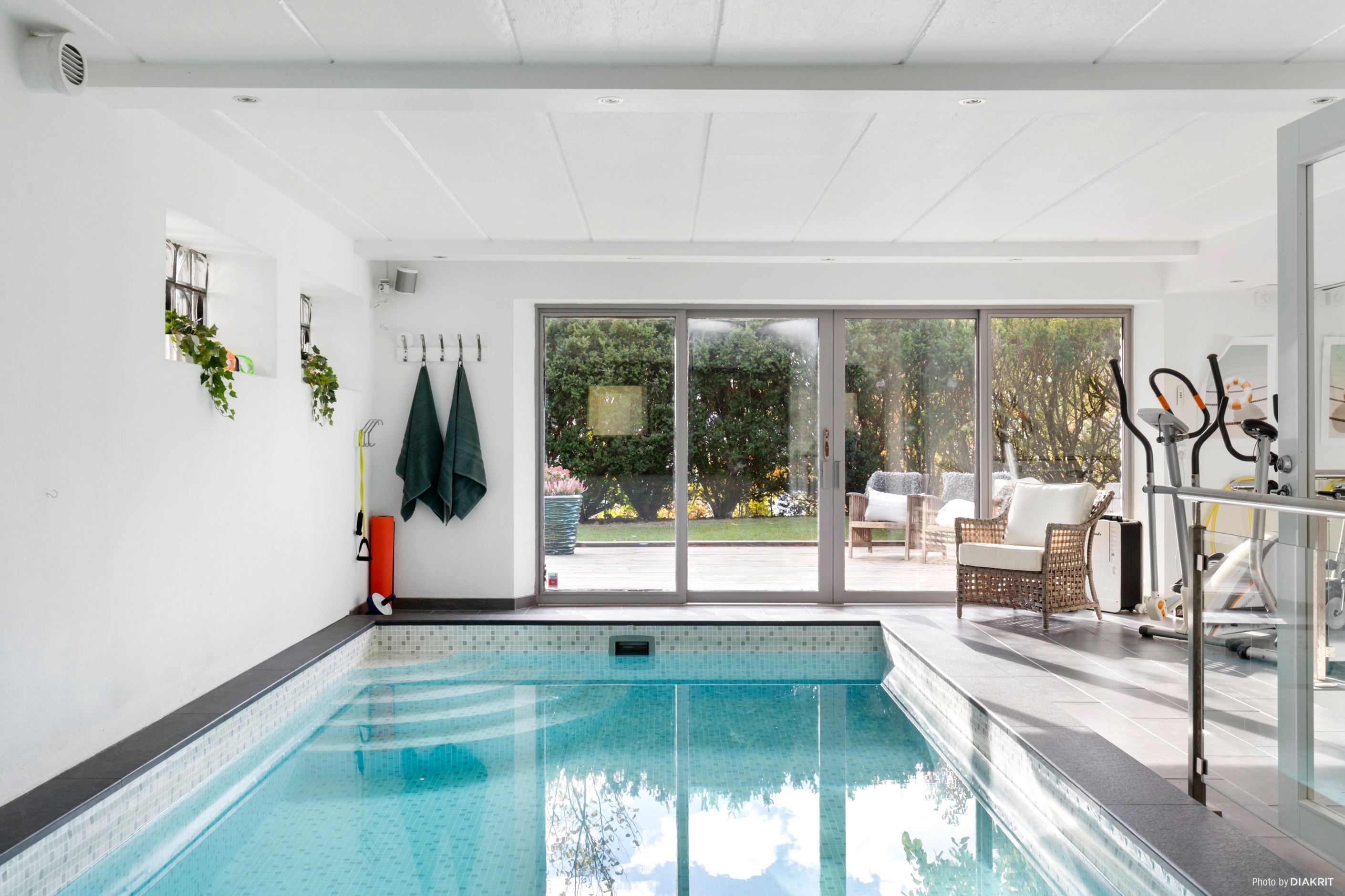 Uppvärmd inomhuspool