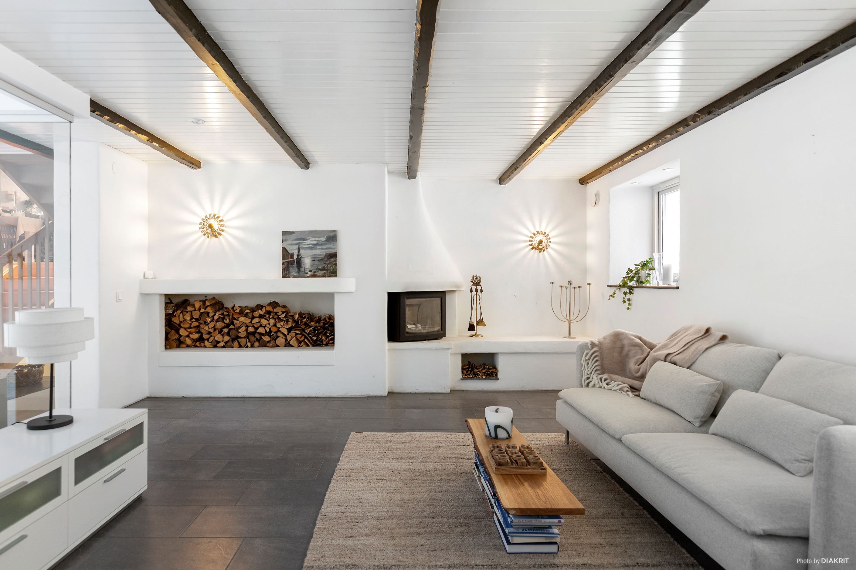 Lounge och relaxdel vid poolen
