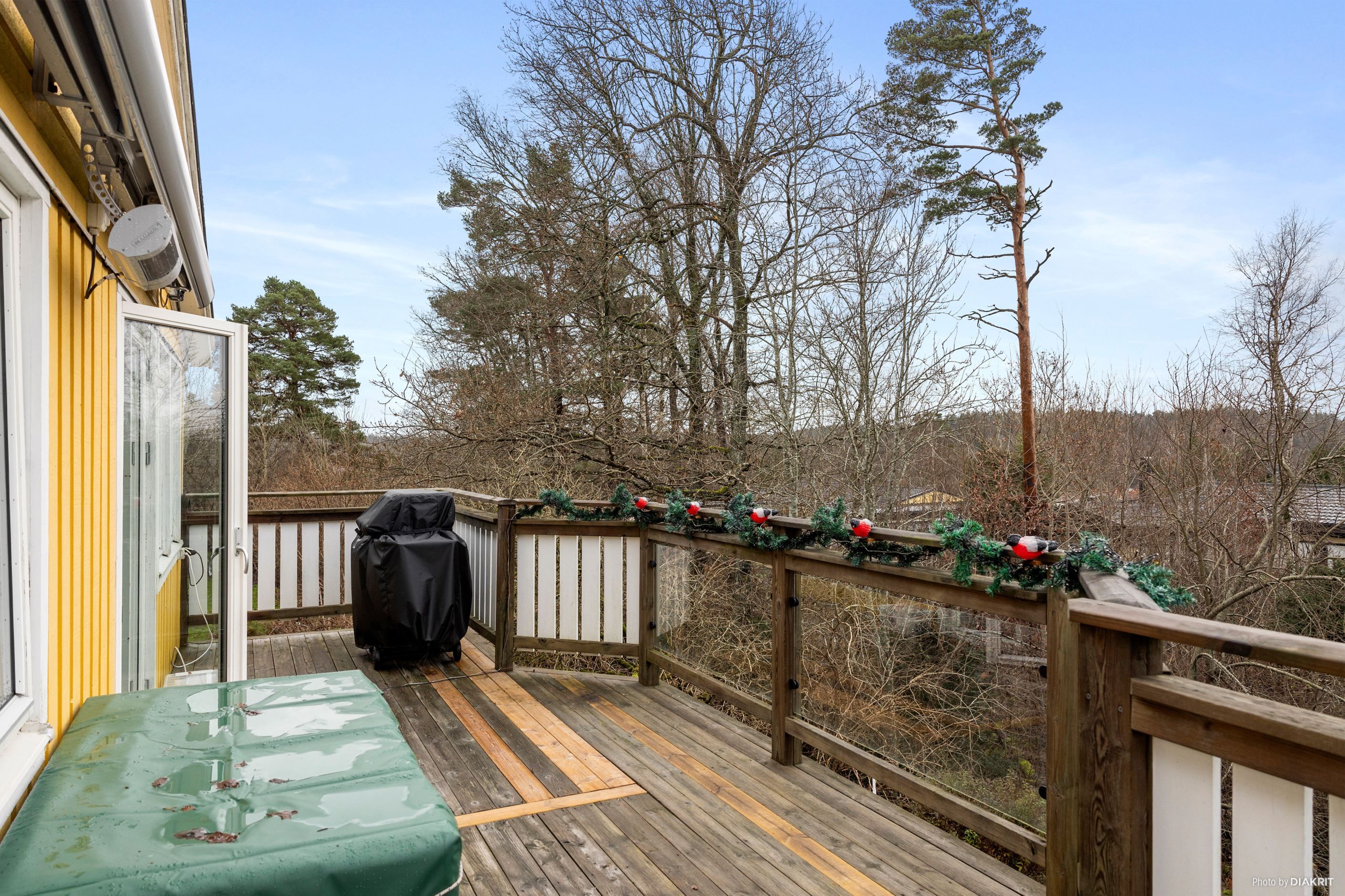 Rymlig balkong med utsikt