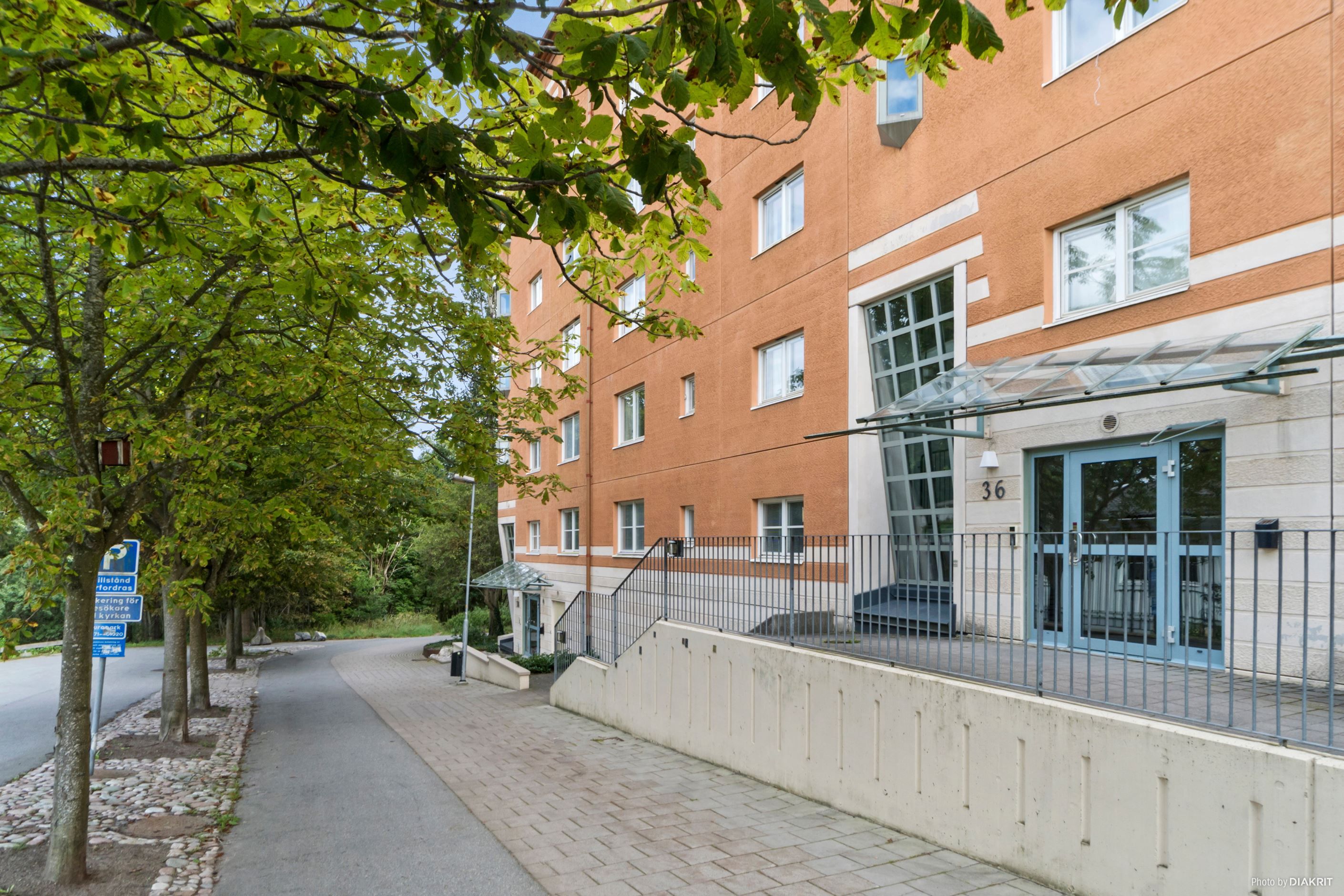 Välkommen till Serenadvägen 36!