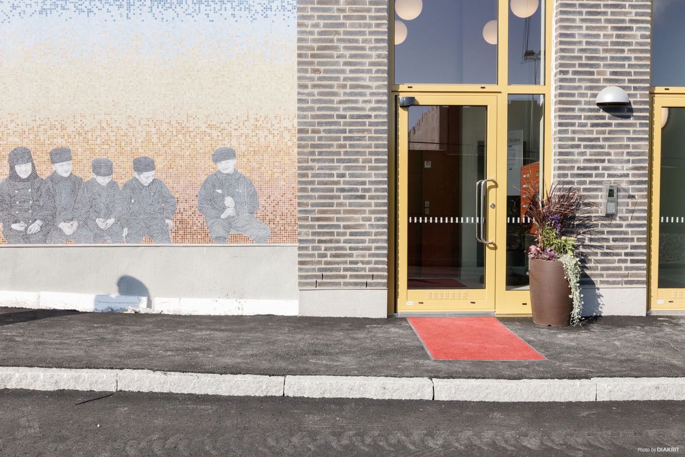 Intilliggande Tvåtaktsvägen