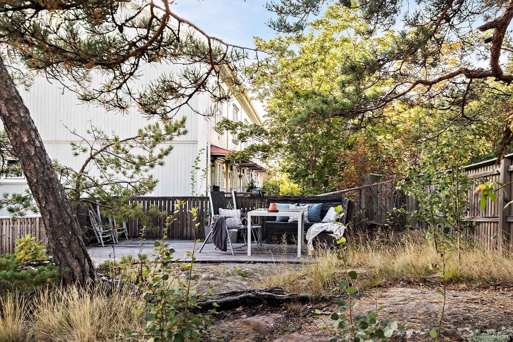 Föreningens uteplats på gården med grillmöjlighet