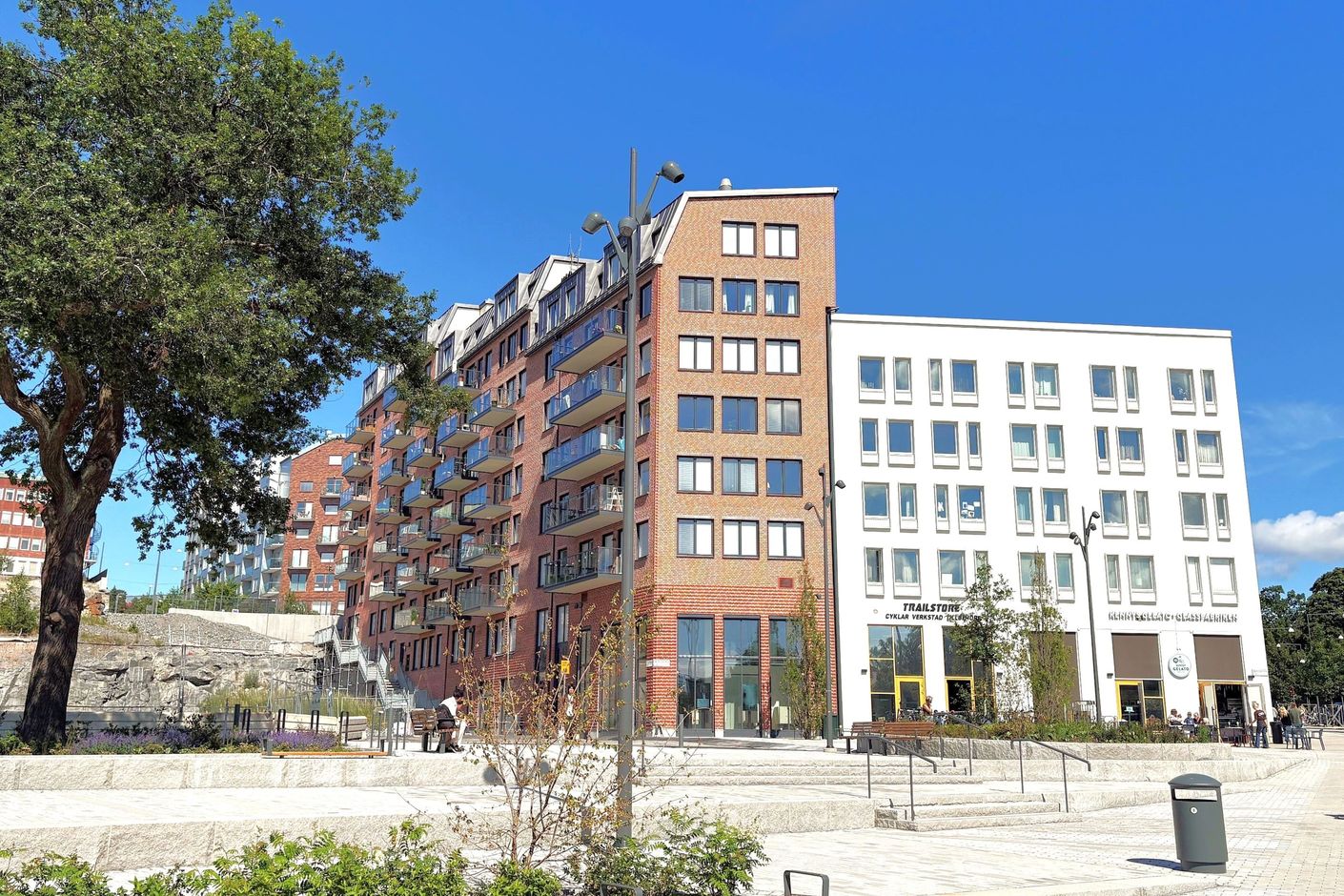 Västra granittrappan med nya torget framför