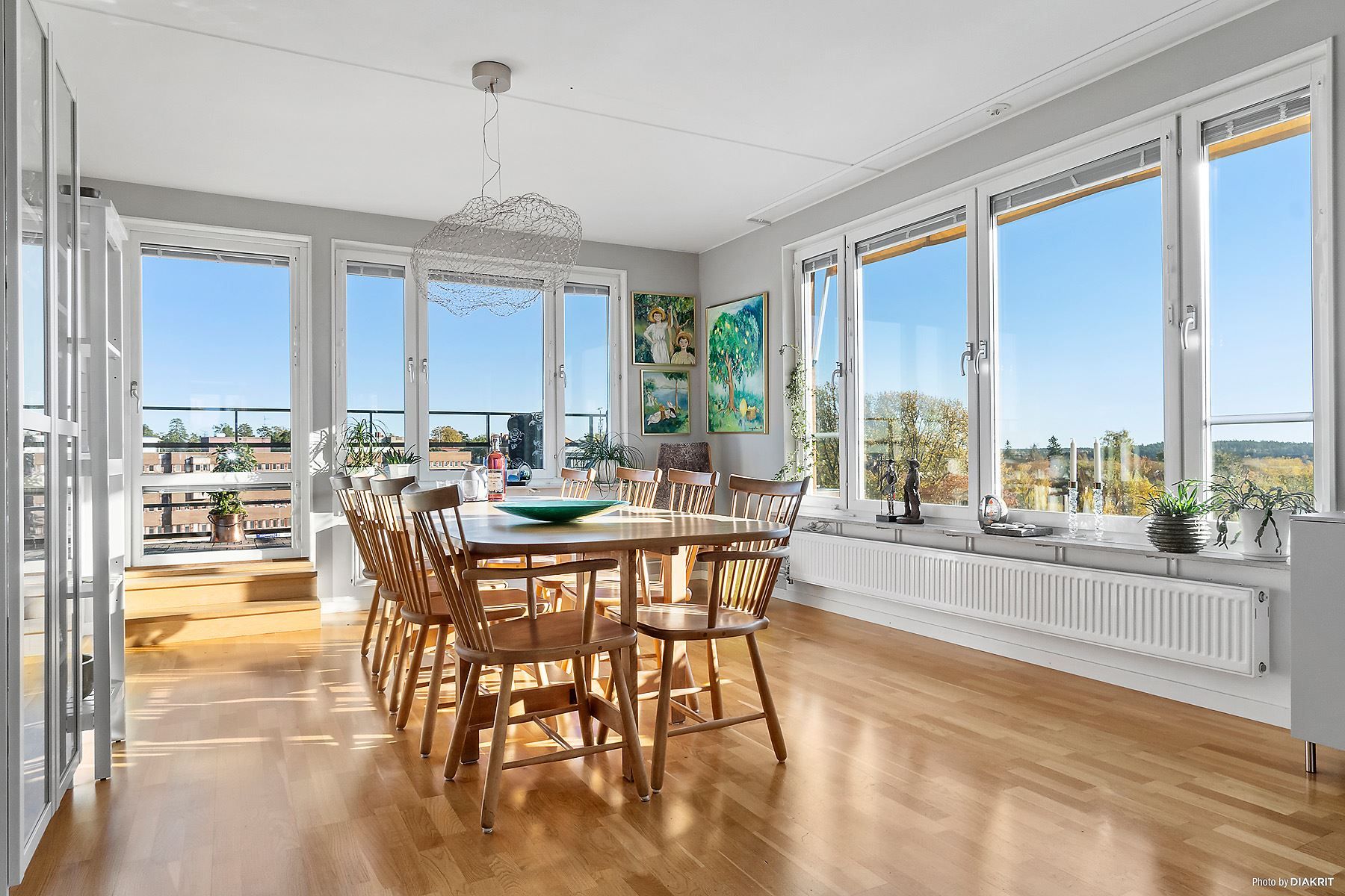 Högst upp i huset utan insyn och med enastående ljusinsläpp