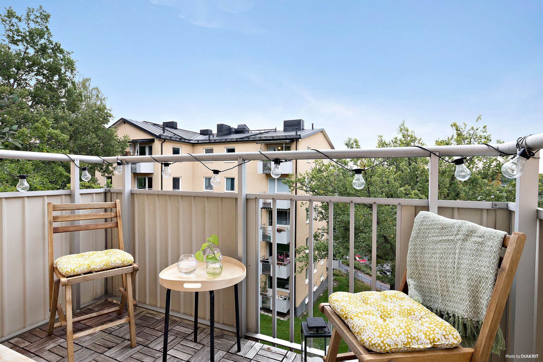 Balkong i högt och lugnt läge