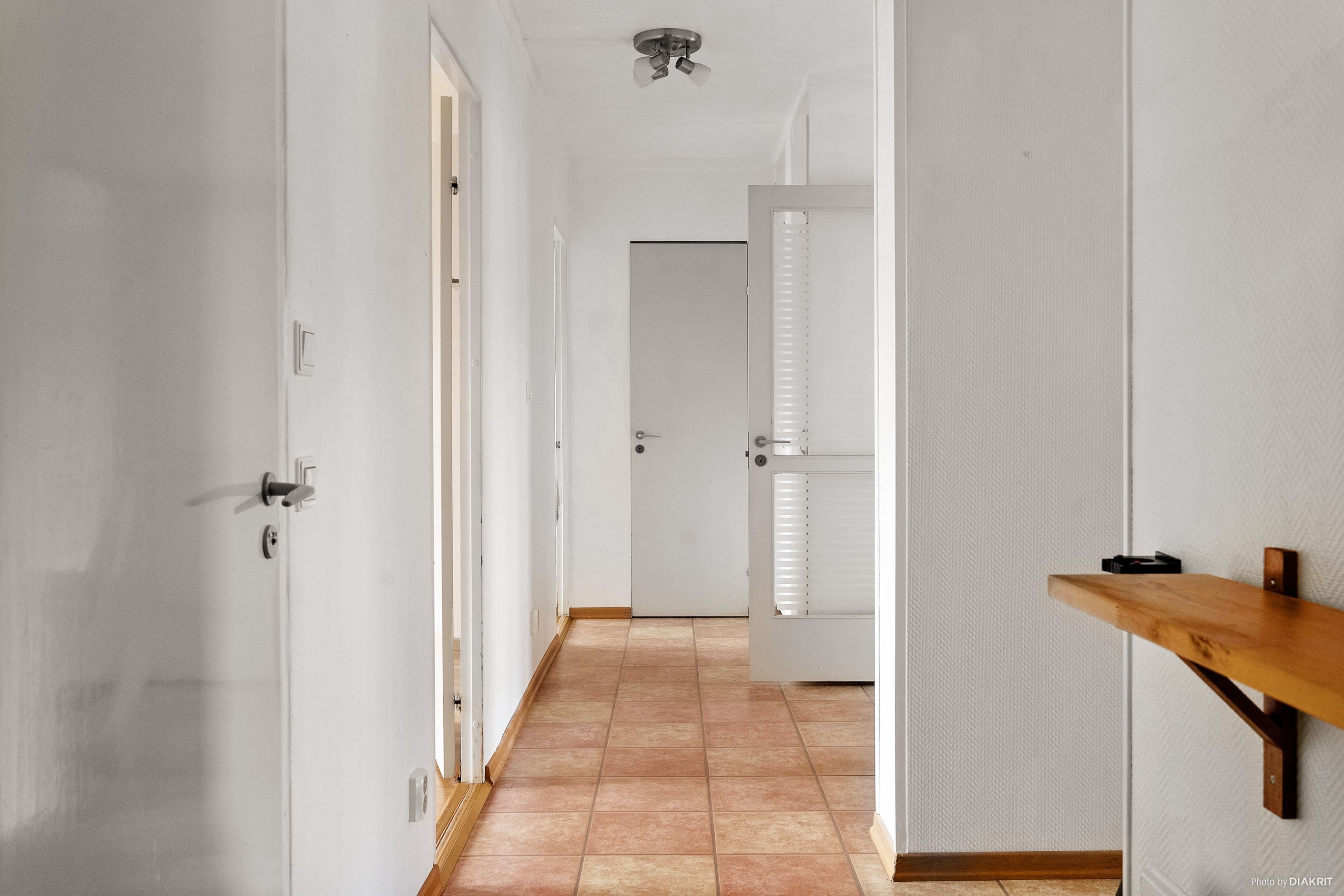 Hall med förvaring