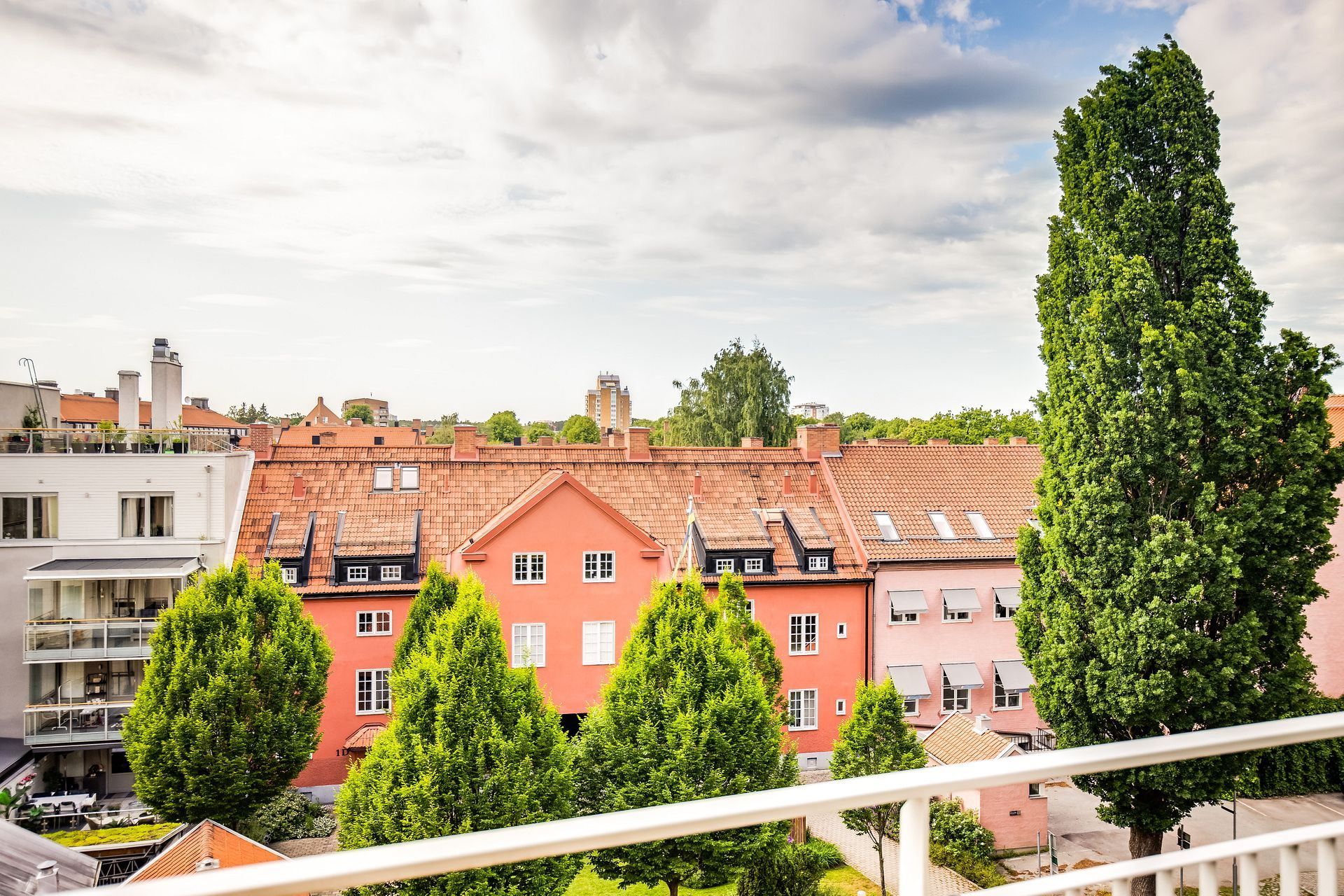Slå blicken över stadens takåsar