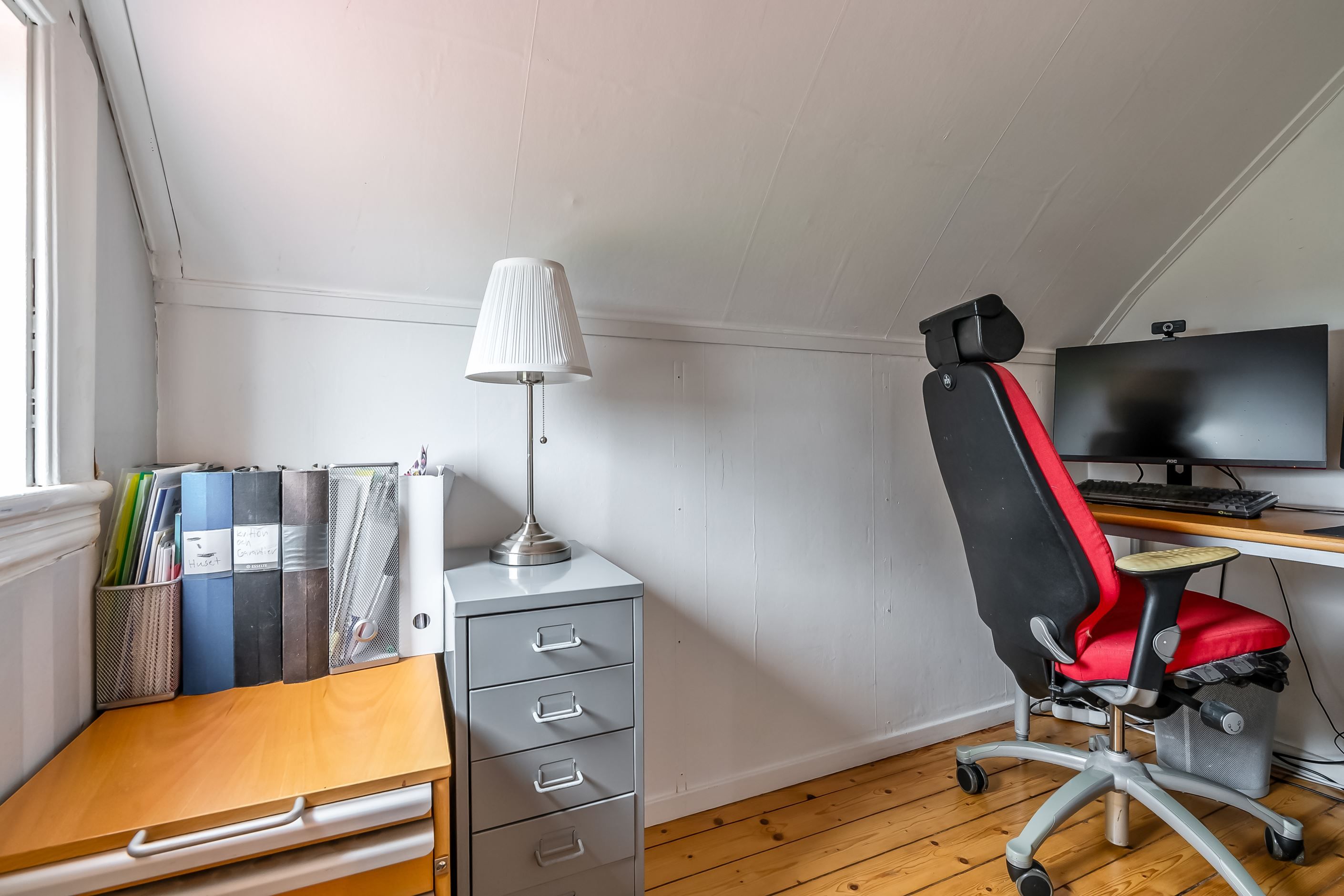 Klädkammare eller ett avskilt kontorsutrymme