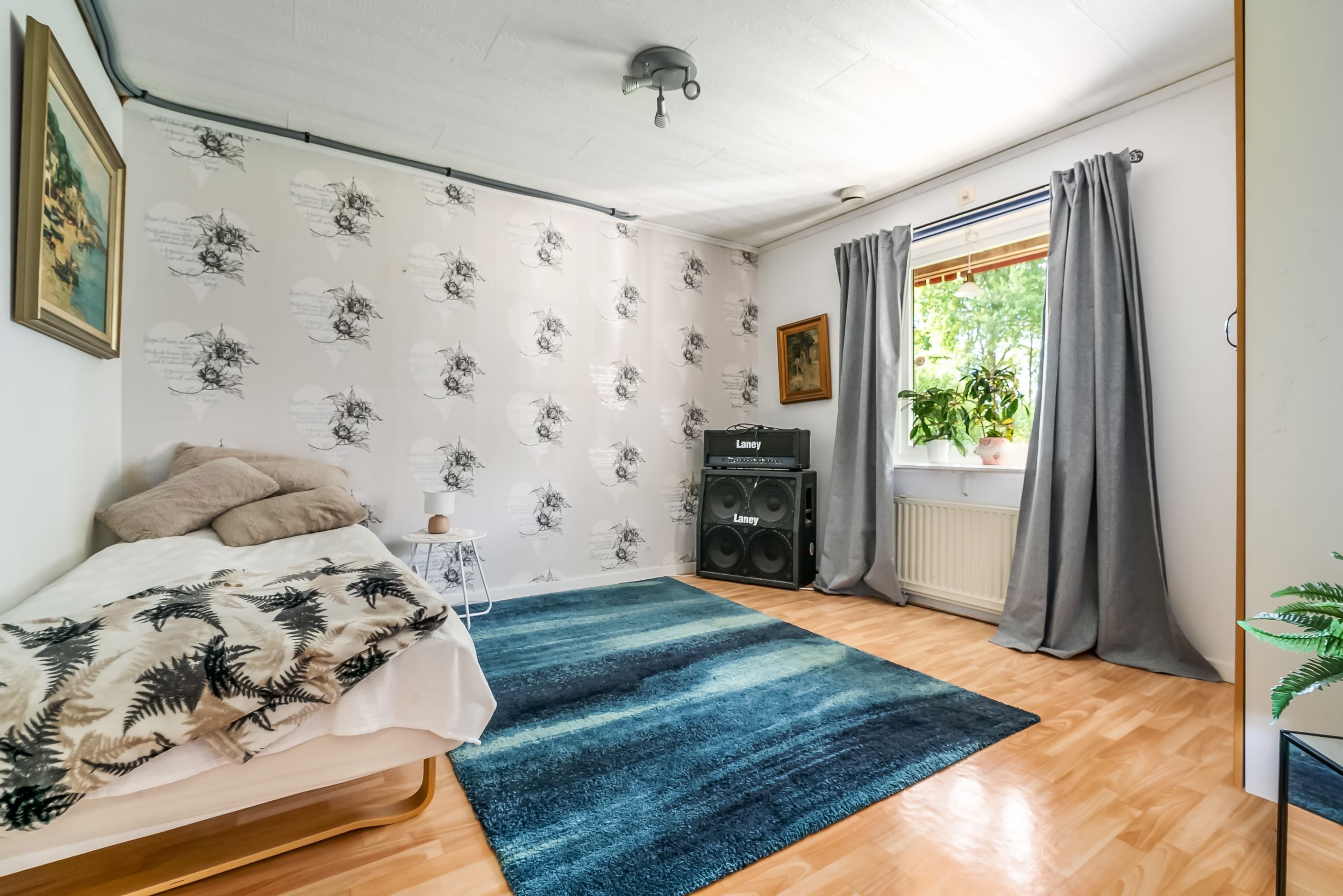 Sovrum nedervåning