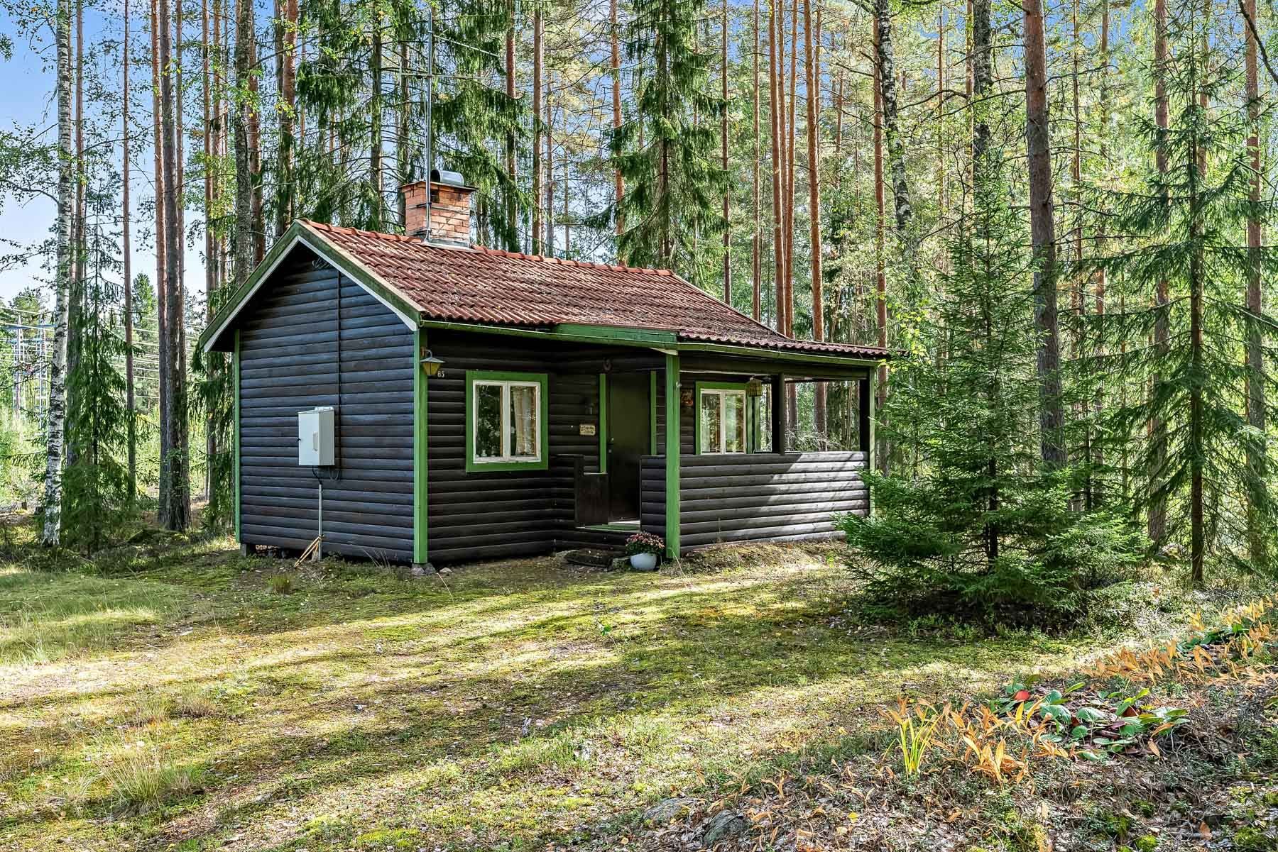 Liten stuga i skogen...