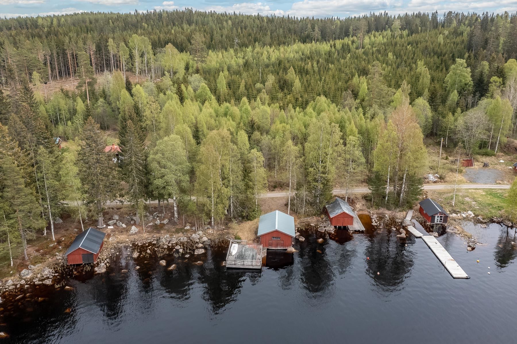 ...möjlighet på att sätta upp ett eget båthus...