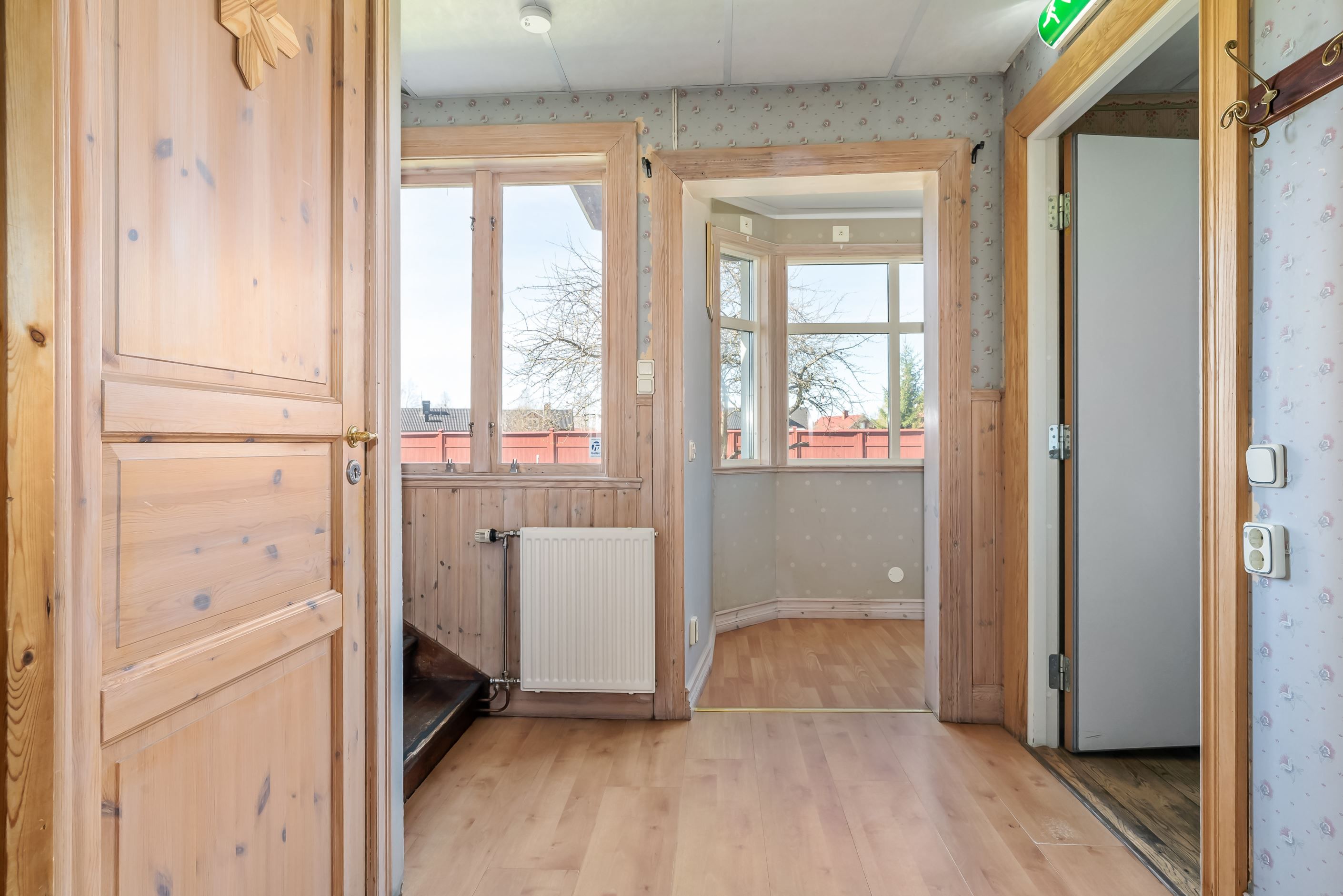 Entré mot avskilt vilorum